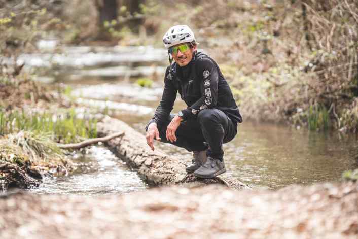 Schwarz geht immer - wie viel Swag haben diese Weste und Hose?