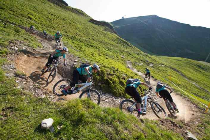 Kurven fahren mit Steffi Marth