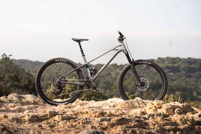 Das beste All-Mountain-Bike um 6000 Euro?