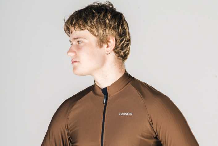 A great value-for-money choice for chilly MTB rides