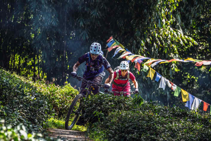 Auf der Route des Darjeeling Himalayan Railway