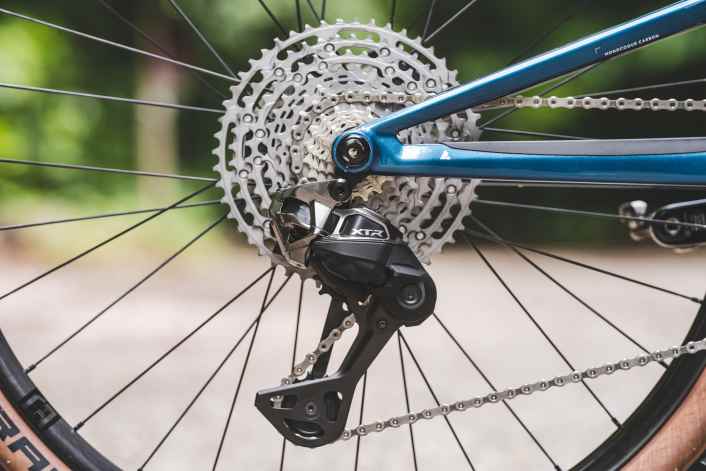 Sram XX Eagle Transmission vs. Shimano XTR Di2