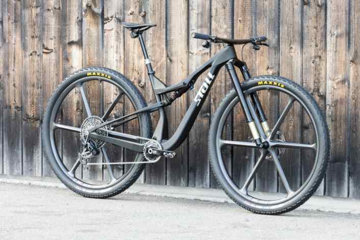 Erstes Carbon-Fully mit 32 Zoll Laufrädern?