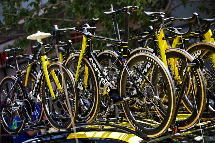 Welches Rennrad gewinnt die 20. Etappe nach Alpe d’Huez?