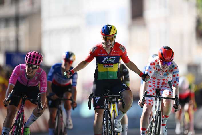 Le Court-Pienaar gewinnt aus prominenter Spitzengruppe