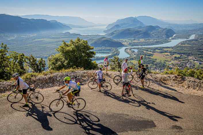 Le col du Tour de France libéré pour les vélos - Col du Grand Colombier