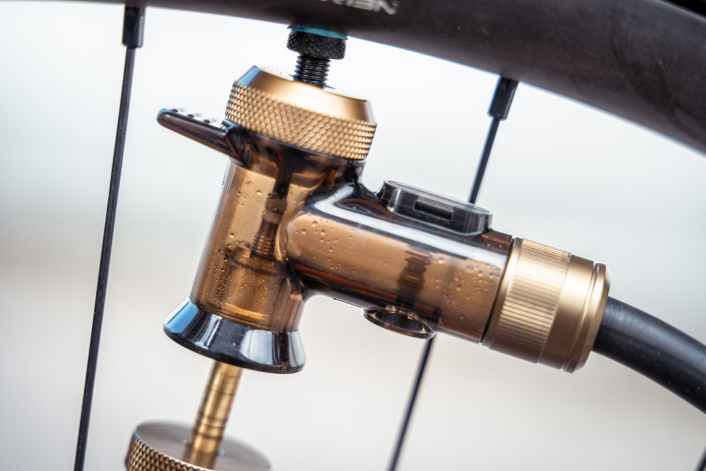 Magisch: Pumpenkopf für Tubeless-Reifen