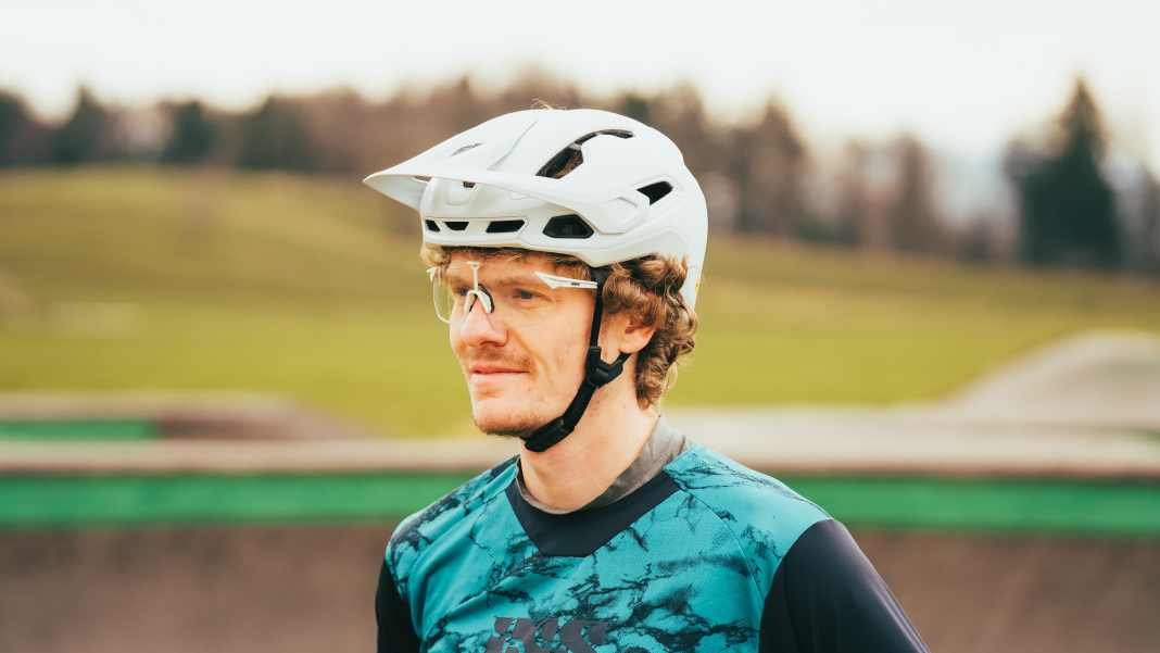 Der Helm mit Lauftansaugung