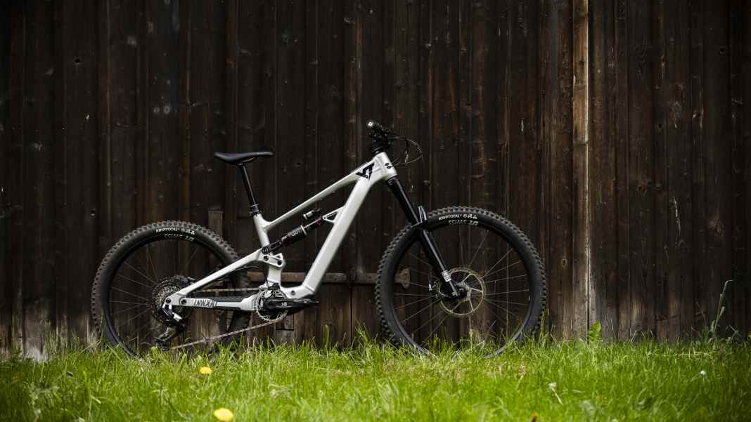 New Avinox enduro bike from € 4,499!