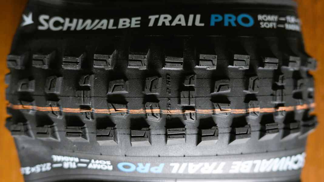 Neuer Allround-Reifen mit Radial-Karkasse