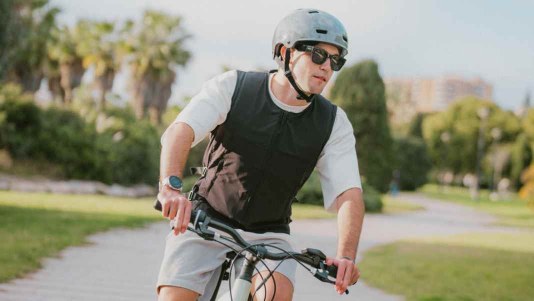 Sinniges Safety-Feature? Elektronische Airbag-Weste für Pendler