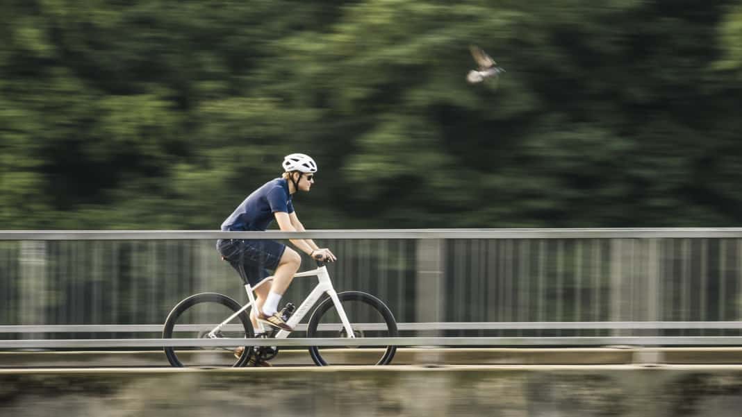 No gear changes – a super-lightweight Canyon e-bike put through its paces