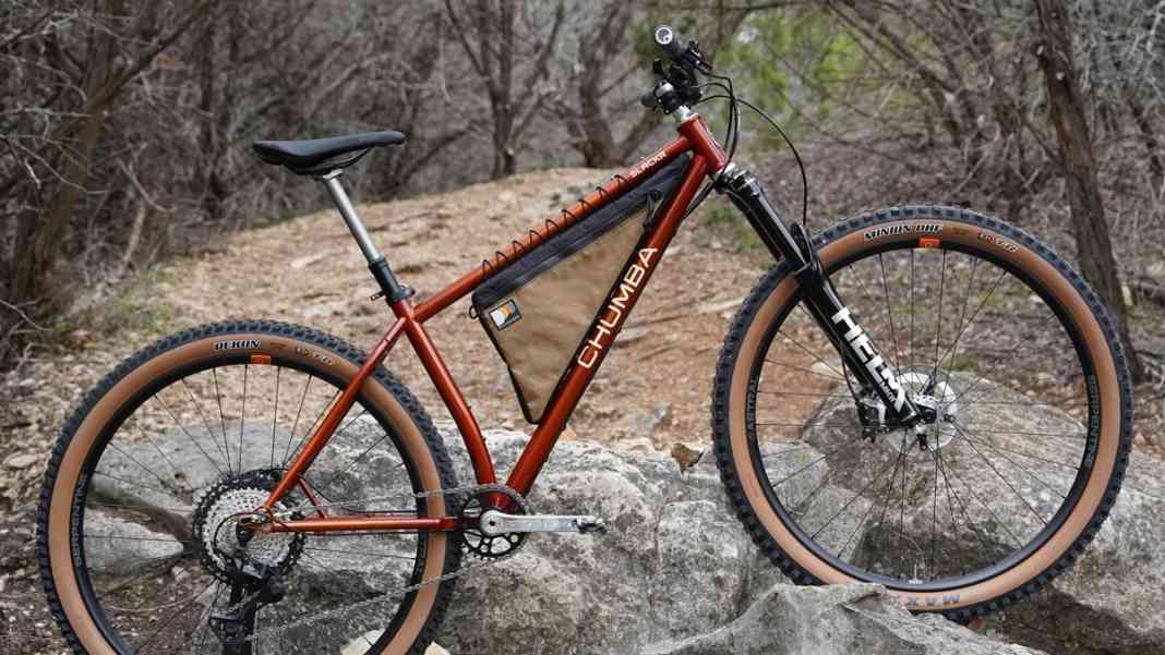 Schöner Biken mit Stahlrahmen