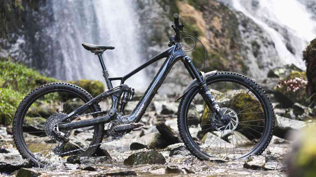 High-Pivot-Kraftpaket will E-Enduro-Klasse aufmischen