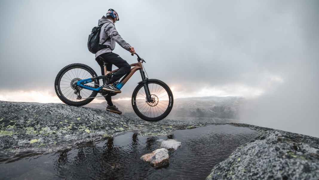 Zwei Carbon-Varianten für Trail-Einsatz