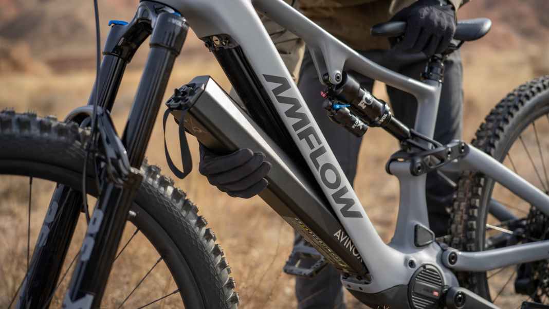 Günstige Avinox-E-MTBs mit entnehmbarem Akku vorgestellt!