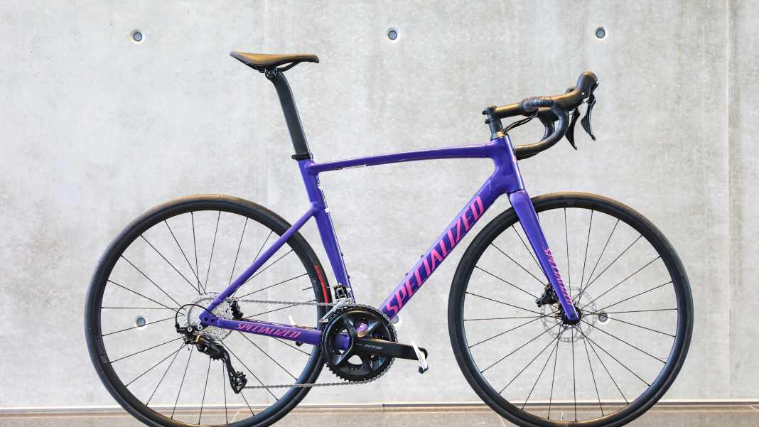 Le vélo de course en aluminium héritier de l'ADN du Tarmac
