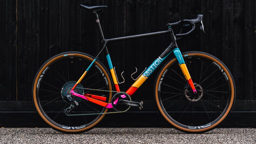 Carbon meets 3D titanium printing on the Bastion Crossroad