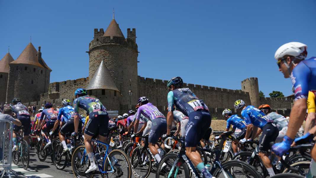 Tour de France - Pogacar verliert Gelb - Däne Pedersen gewinnt Hitze-Etappe