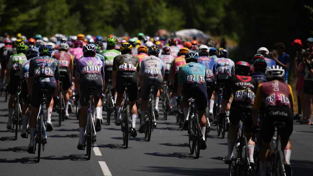 Van der Poel gewinnt Hitze-Etappe bei Tour