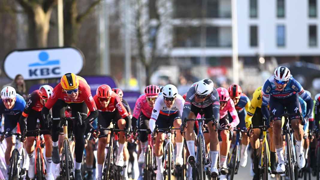 Strecke, TV-Übertragung & Live-Stream und Favoritinnen & Favoriten