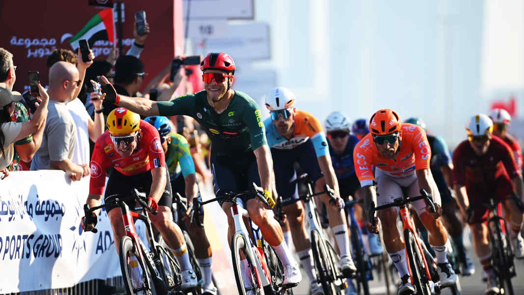 Hattrick! Milan dominiert auf 7. Etappe, Del Toro feiert Gesamtsieg