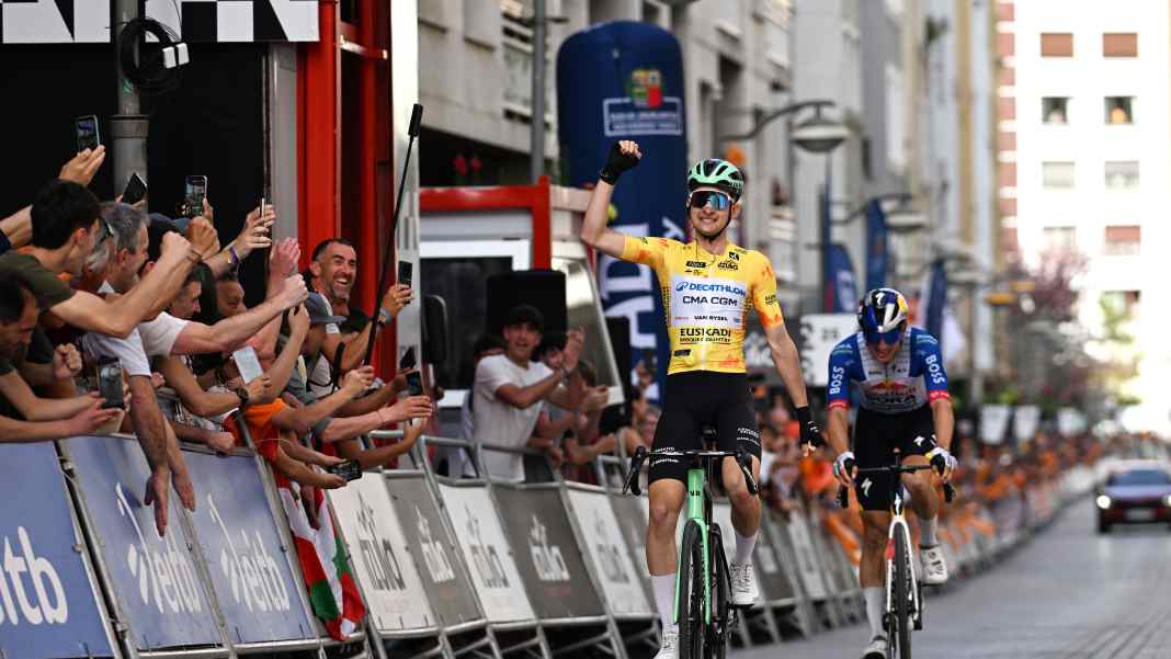 Seixas lässt Lipowitz im Sprint um die Königsetappe keine Chance