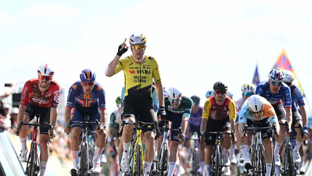 Van Aert nutzt die einzige Sprintchance