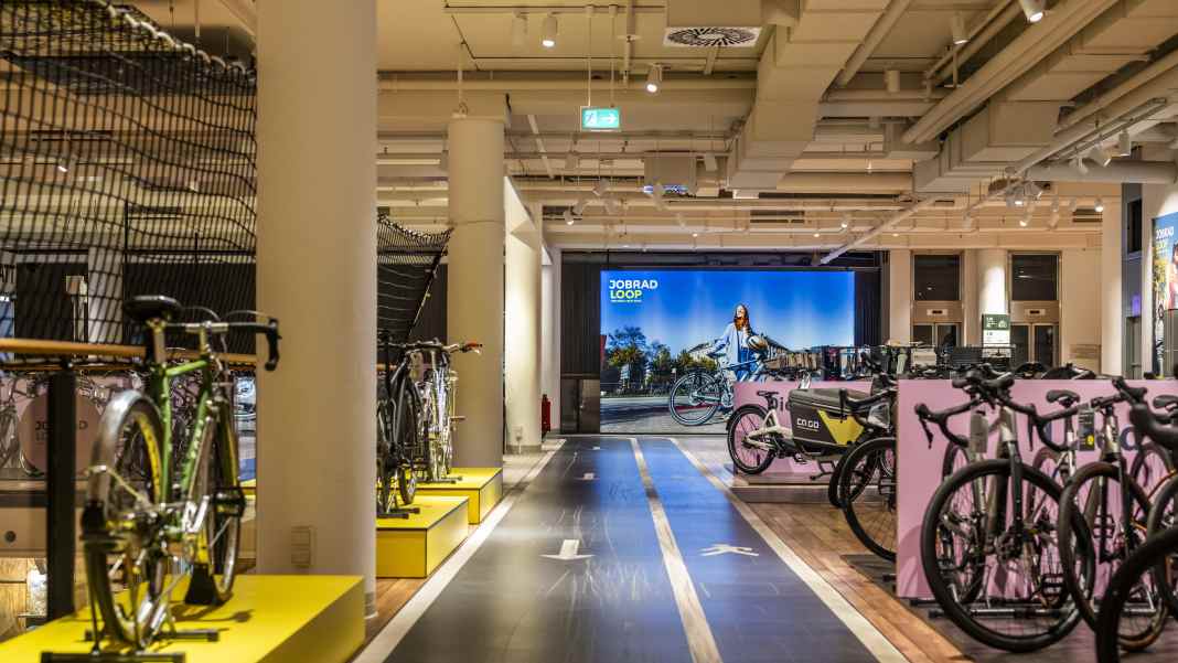 JobRad Loop eröffnet ersten stationären Store bei Globetrotter
