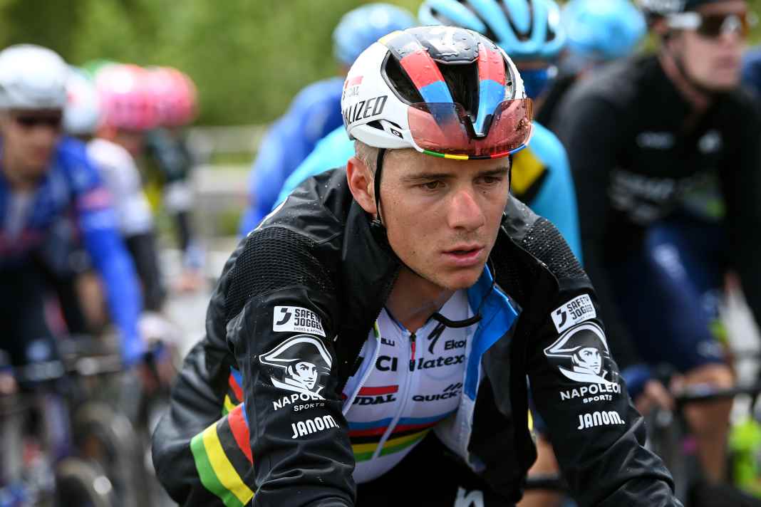 Spitzenreiter Evenepoel muss Giro d'Italia aufgeben