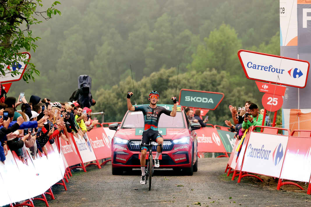 Kämna macht das Grand-Tour-Tripple perfekt