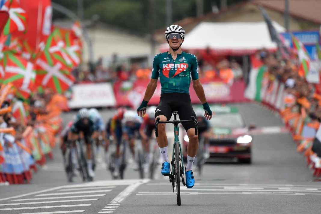 Berrade gewinnt 18. Etappe - Roglic in Lauerstellung