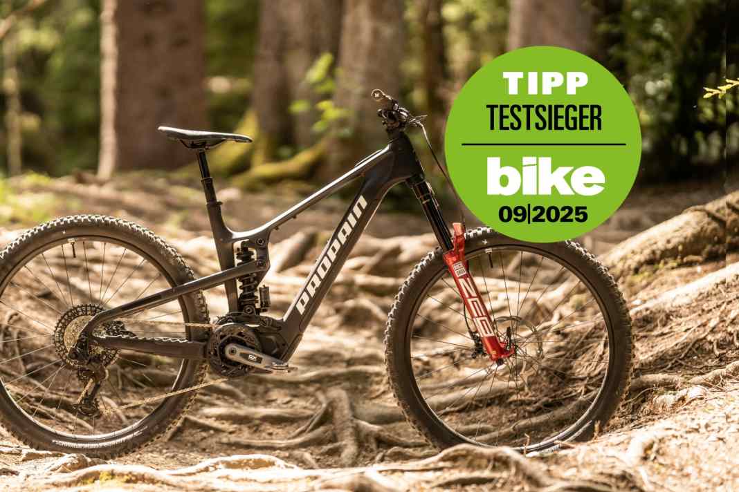 Dieses E-Enduro will hartes Gelände weichklopfen