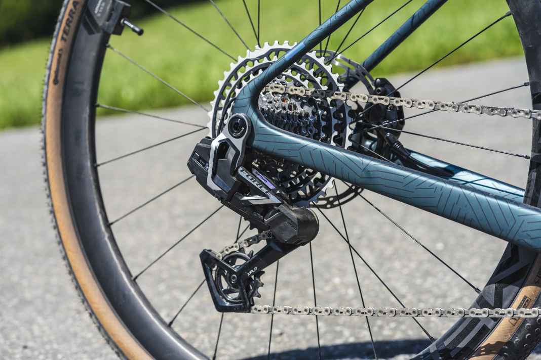 Cube Nuroad Hybrid C:62 SLT 400X im Test - Sturm im Rücken
