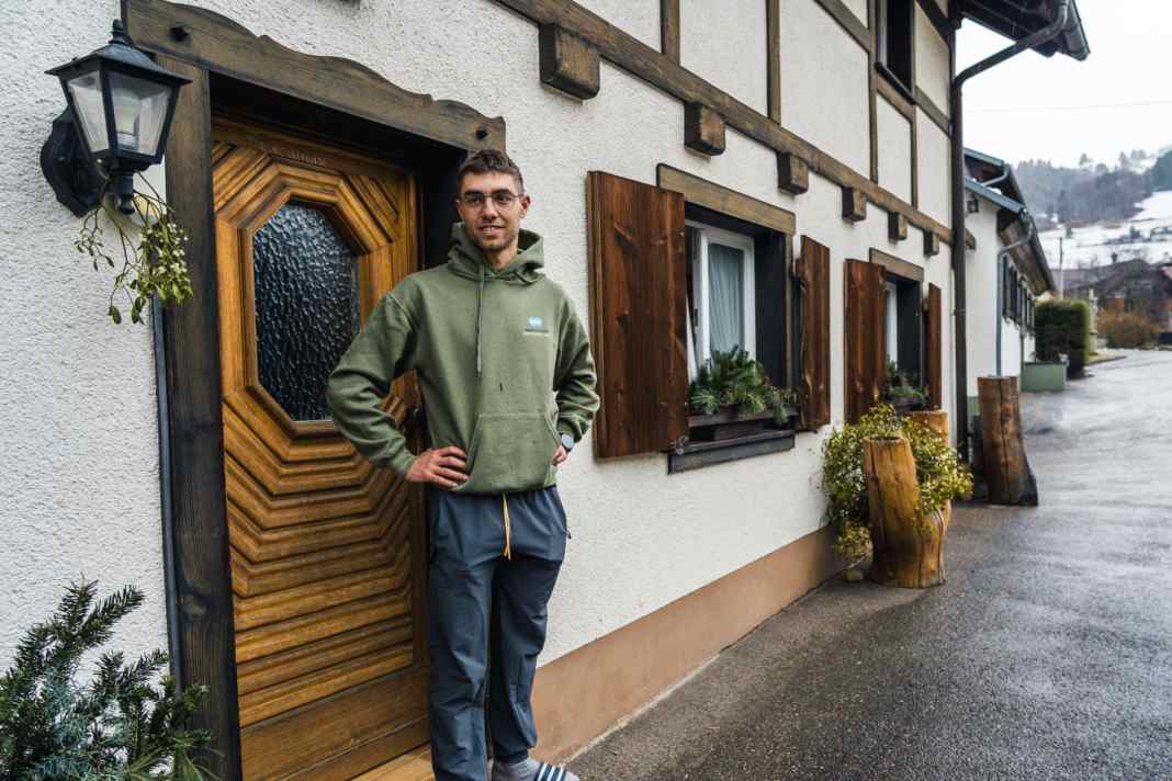 "Mit Wasser, Brot und Wurst"