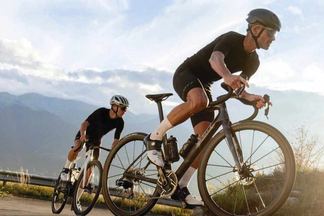 Die besten Renner und Gravelbikes aus diesjährigen Tests