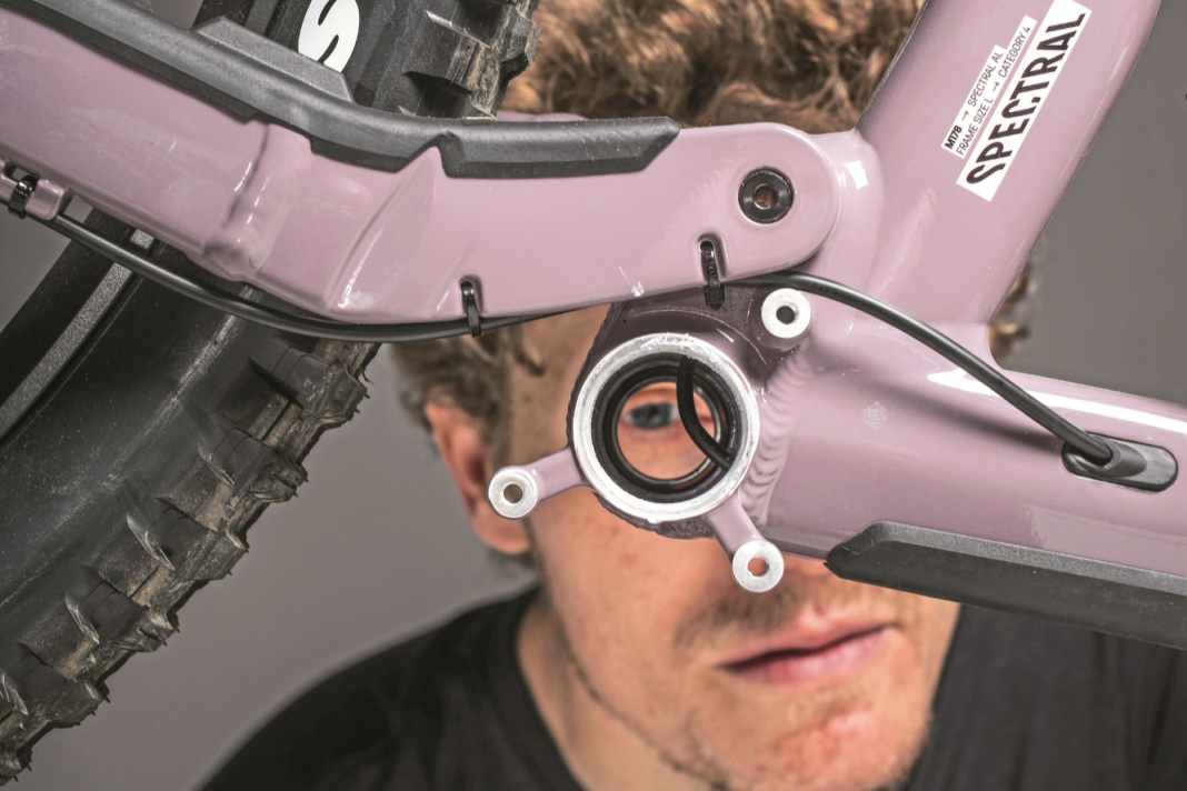 So einfach kann ein Tretlager ersetzt werden