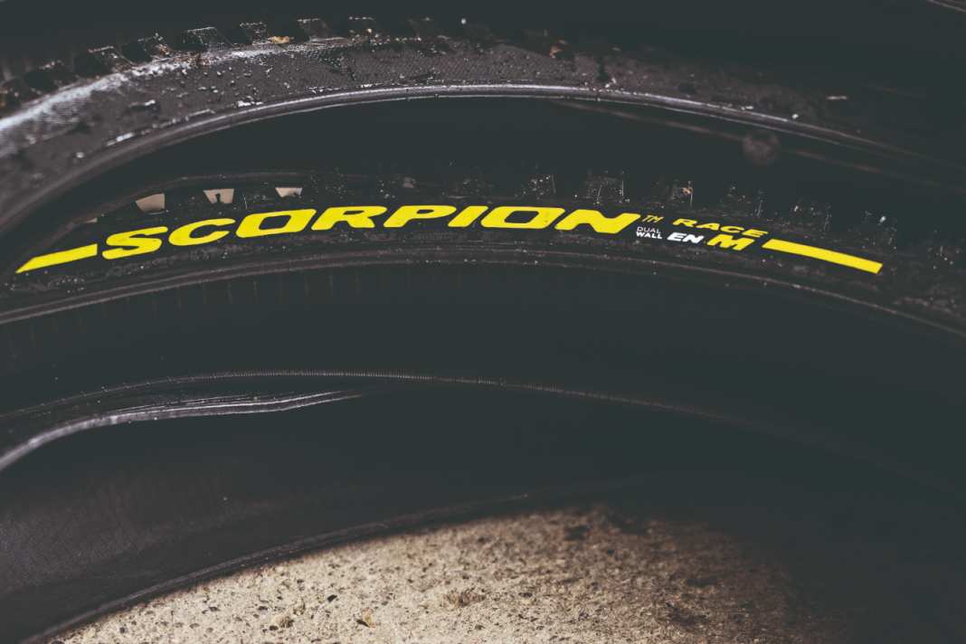 Enduro-Reifen zum Draufhalten