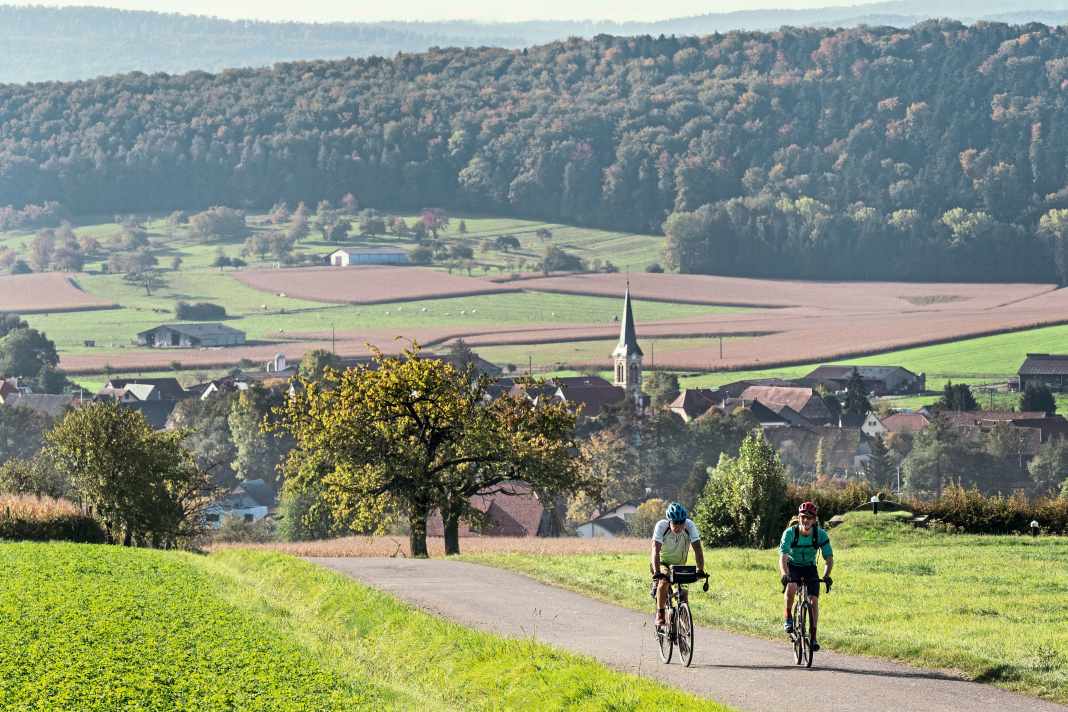 2 Touren durch die französische Hügellandschaft