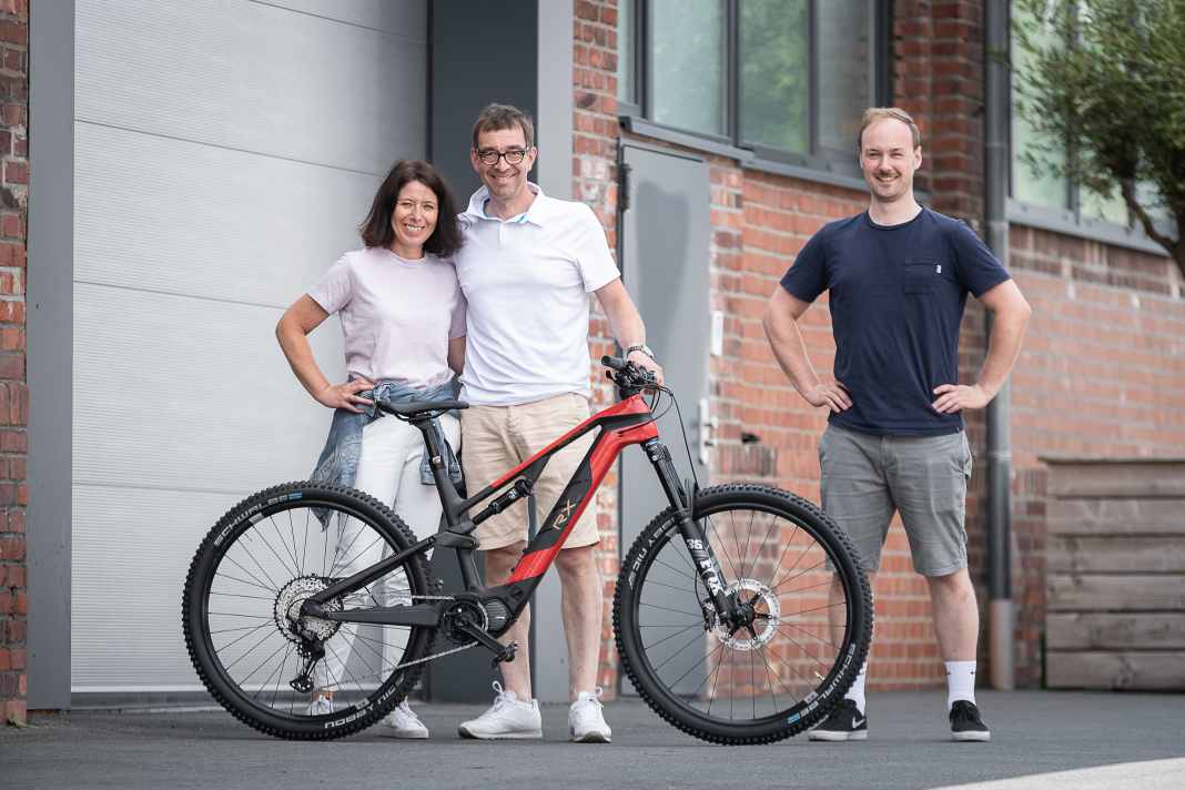 Thomas E. gewinnt neues Rotwild E-Bike R.X375