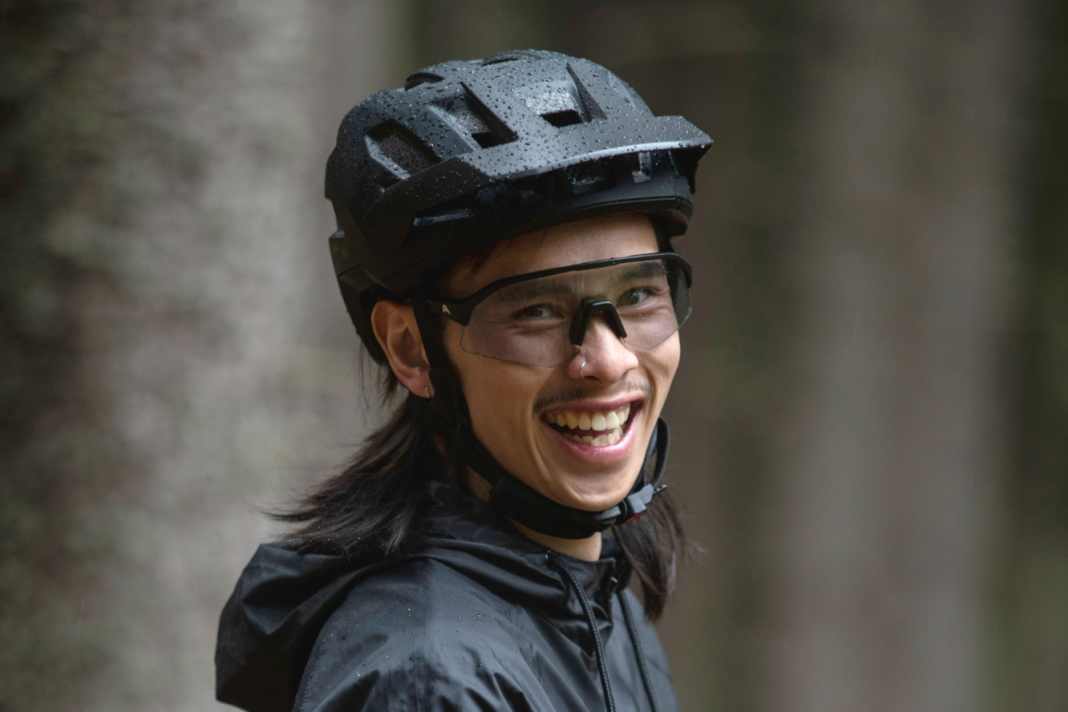 Taunus MIPS Helm und Turbo Pro Sonnenbrille