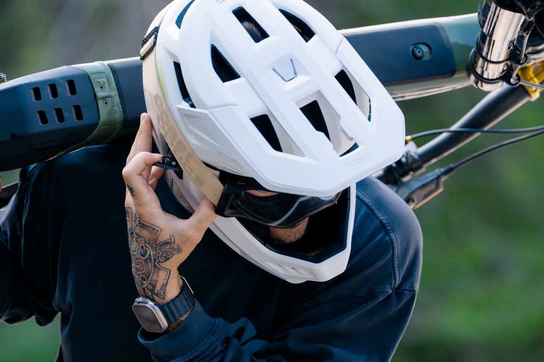 Abus Targon MTB helmet