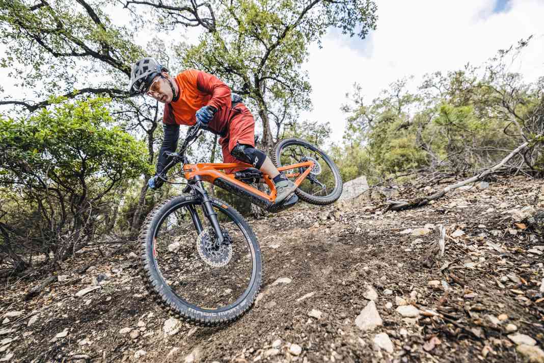 EMTB-Trail-Fahrtechnik #4 - Bremsen mit E-Bike ABS