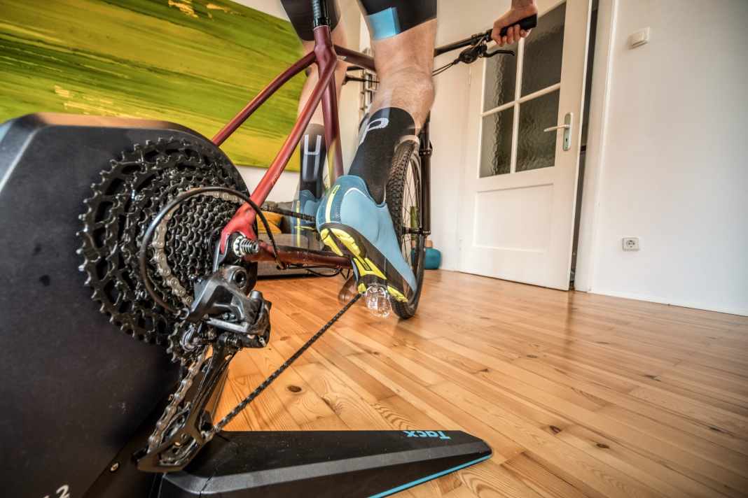 Wackeliger Untergrund & Anstiege beim Indoor-Training
