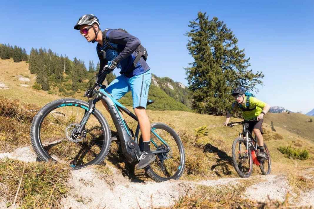 Cube Reaction Hybrid SL 500