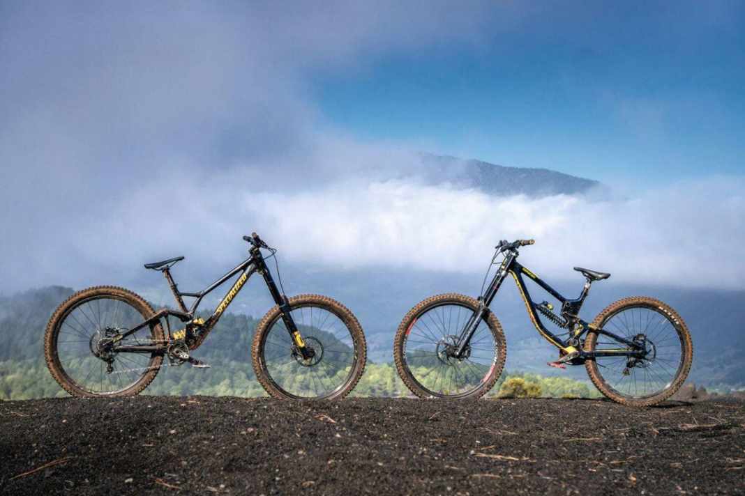 Specialized Demo versus Saracen Myst