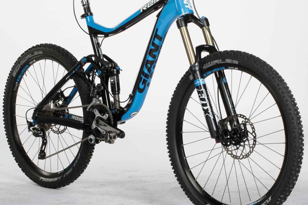 Giant Reign 1