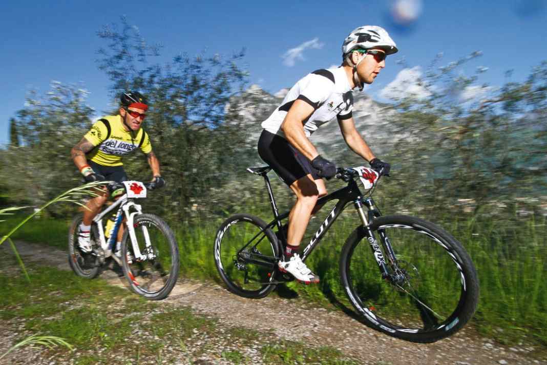 Storck Rebel Seven gegen Scott Scale 710