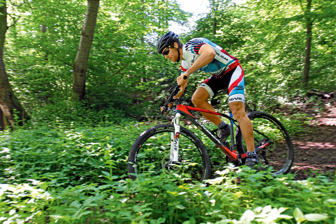 Carbon hardtail Orbea Alma M10 on test