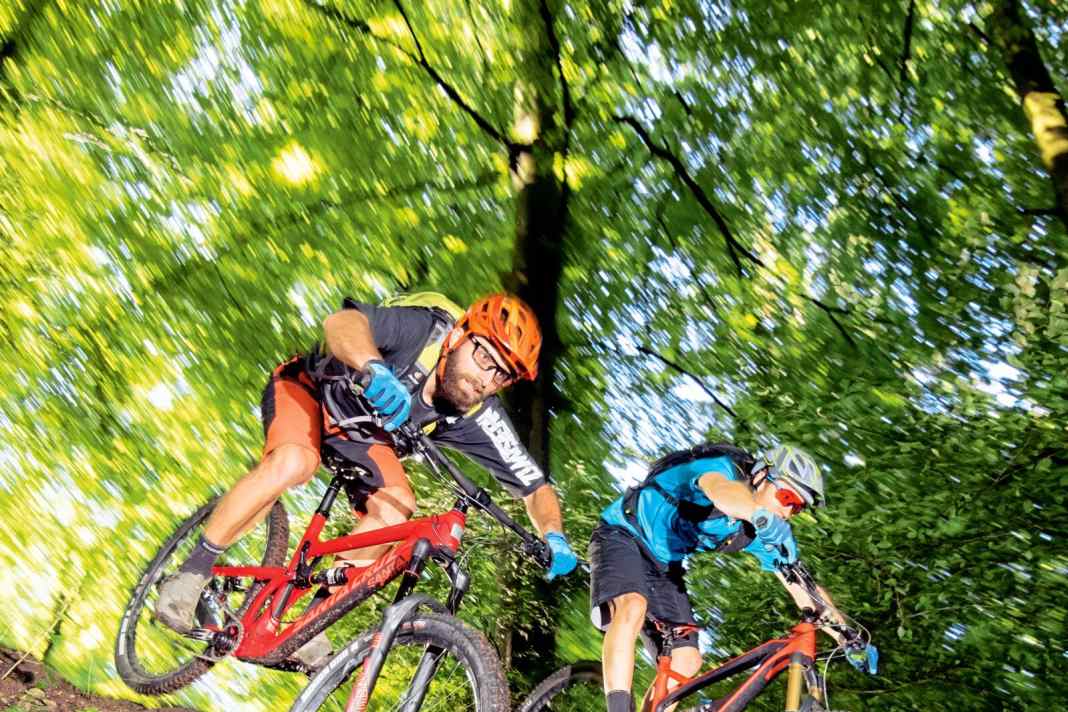 Santa Cruz Hightower gegen YT Industries Jeffsy CF Pro